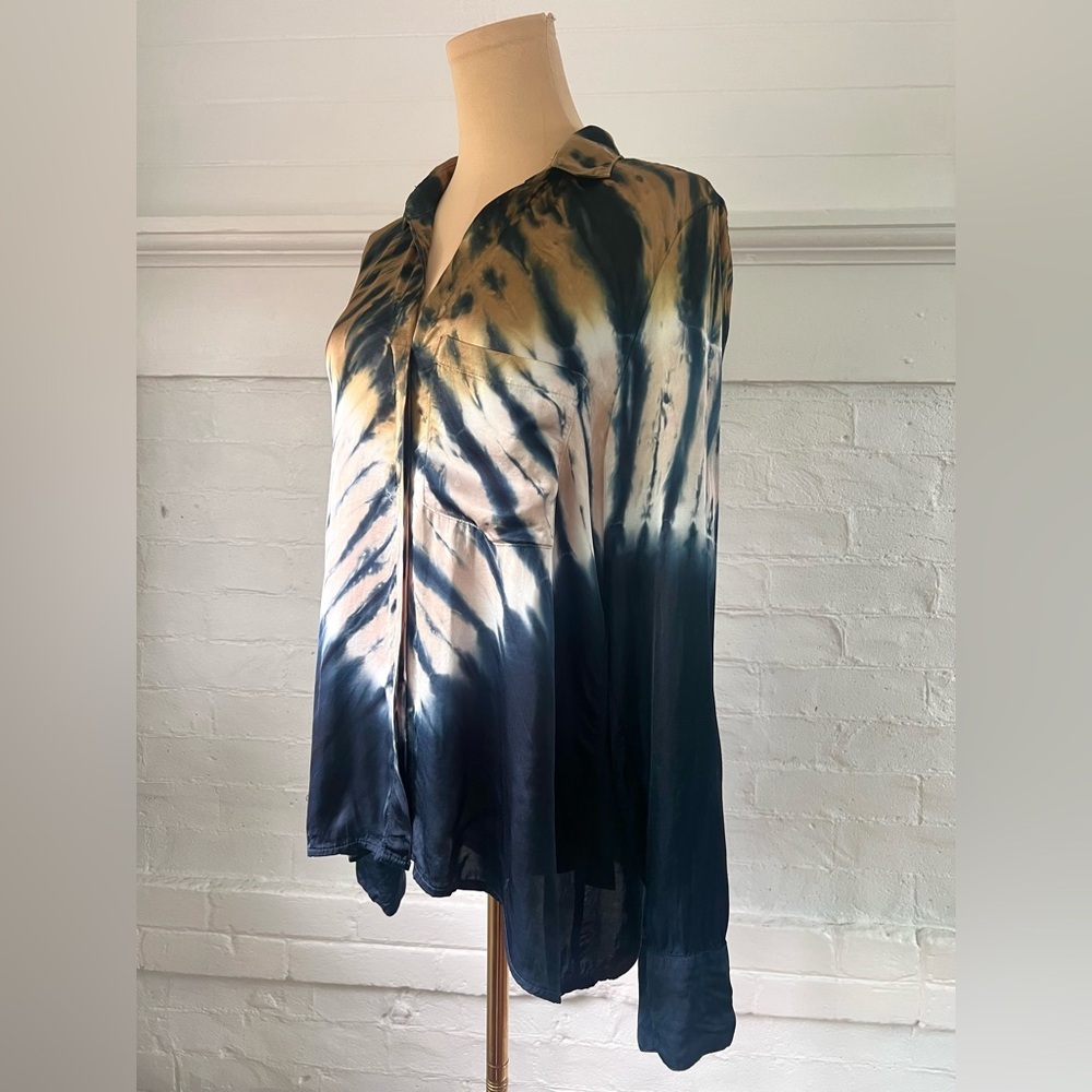 Young Fabulous And Broke Susan Tie Dye  Button Down Satin Shirt Blue Tan Boho - Picture 5 of 12